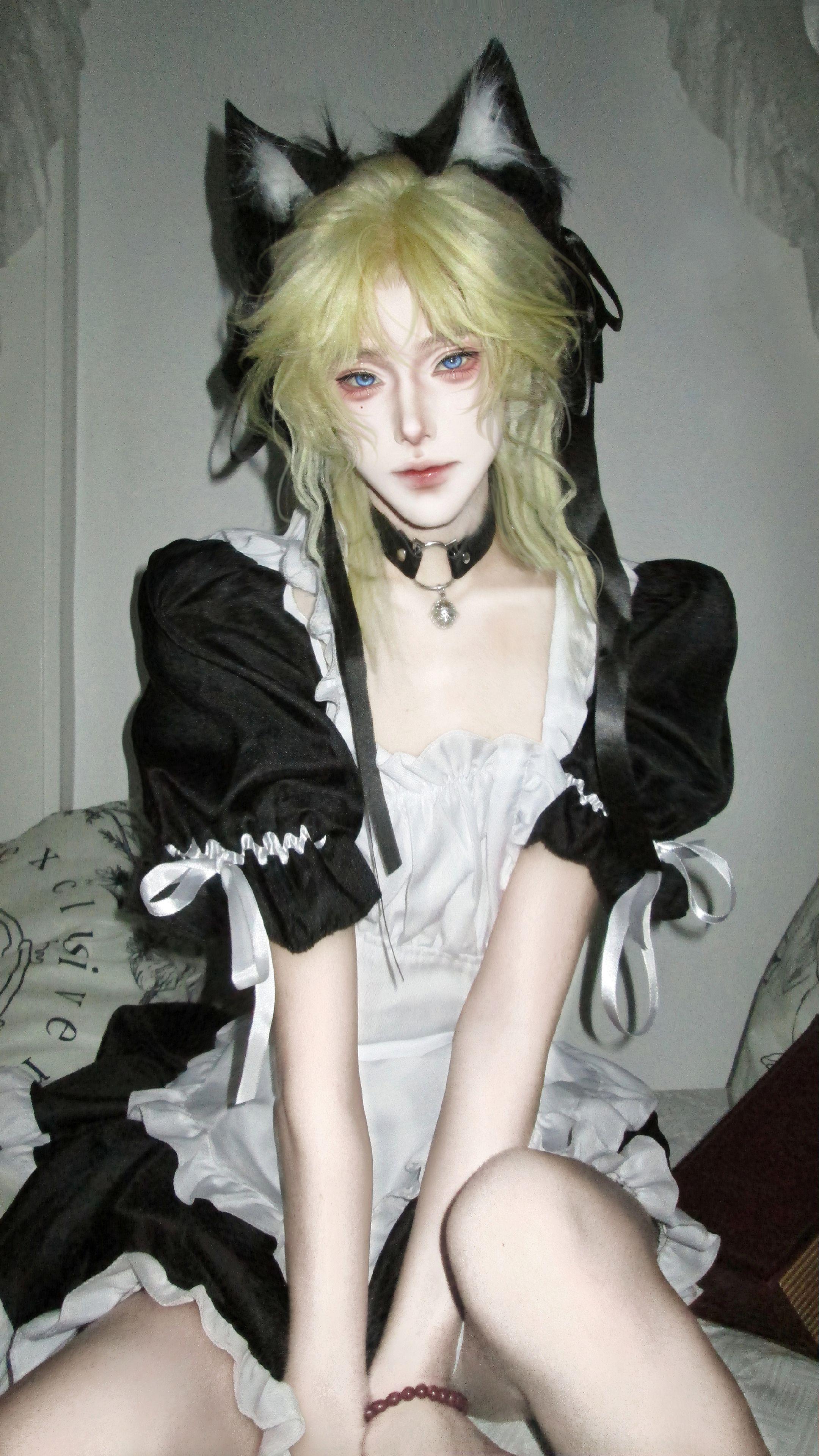 温小辉cos.对，又打破花瓶了