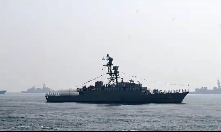 毫无预警！美军潜艇击沉伊朗护卫舰致87死，幸存者控诉：目标就是杀人
 
一场震惊