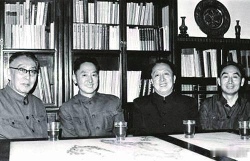 我们隆重纪念中著名的医学家、医学教育家，中国泌尿外科学的奠基人，社会活动家，第八