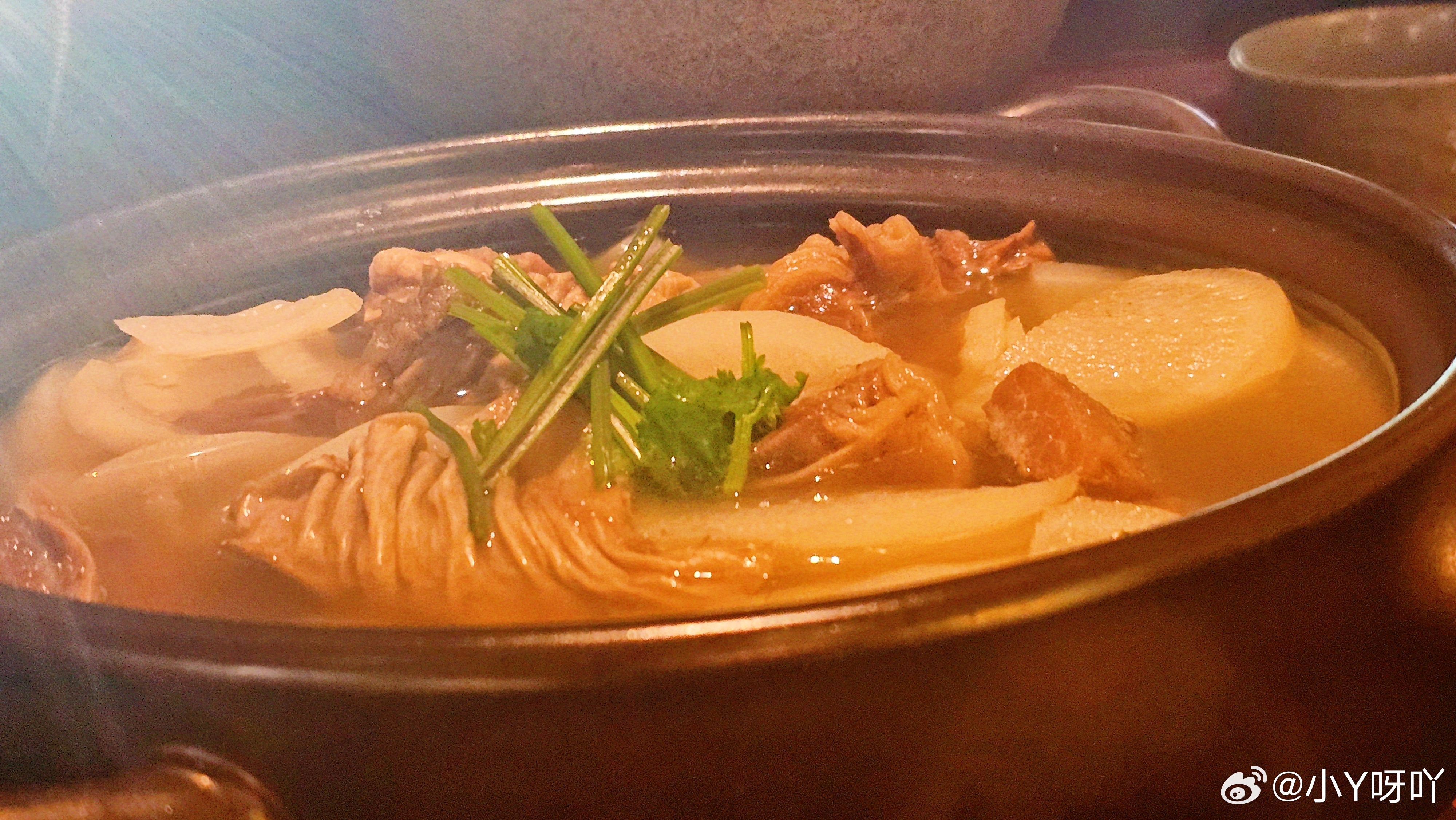 这顿饭吃得，大家集体失眠了