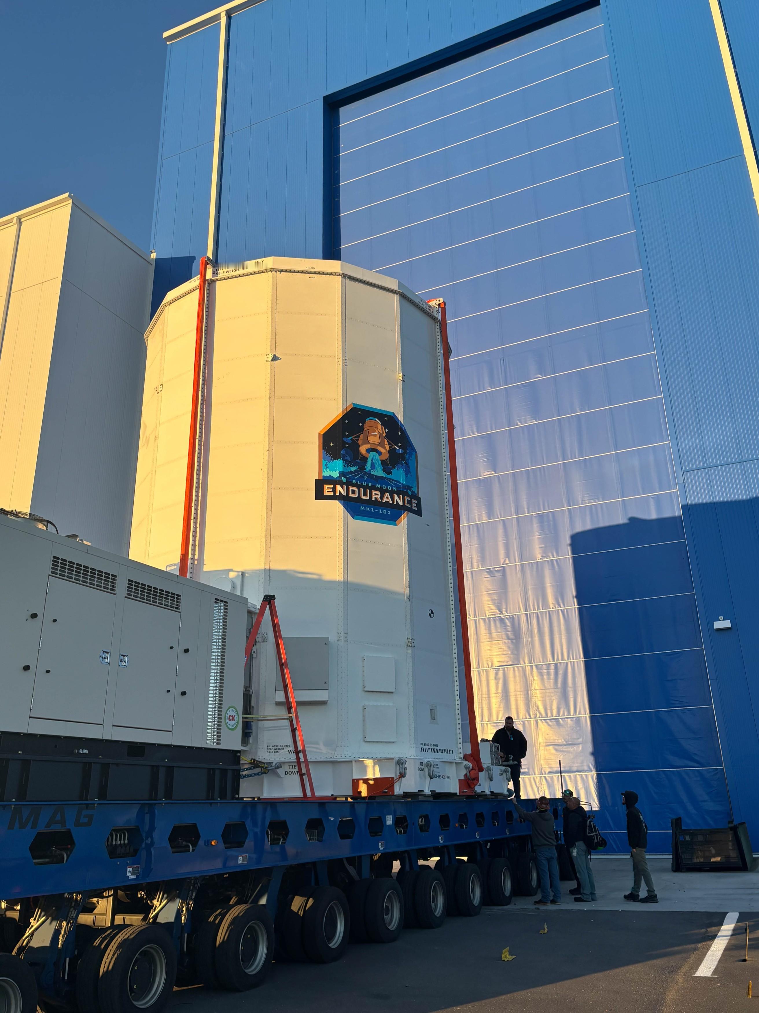Blue Moon Mk.I运往休斯顿，即将进行真空环境测试。目前，Blue M