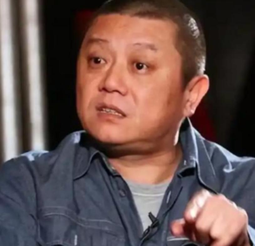 突然发现统一台湾省的建议，王朔的思路太妙了！他曾说，统一台湾不需要打仗，先宣布台