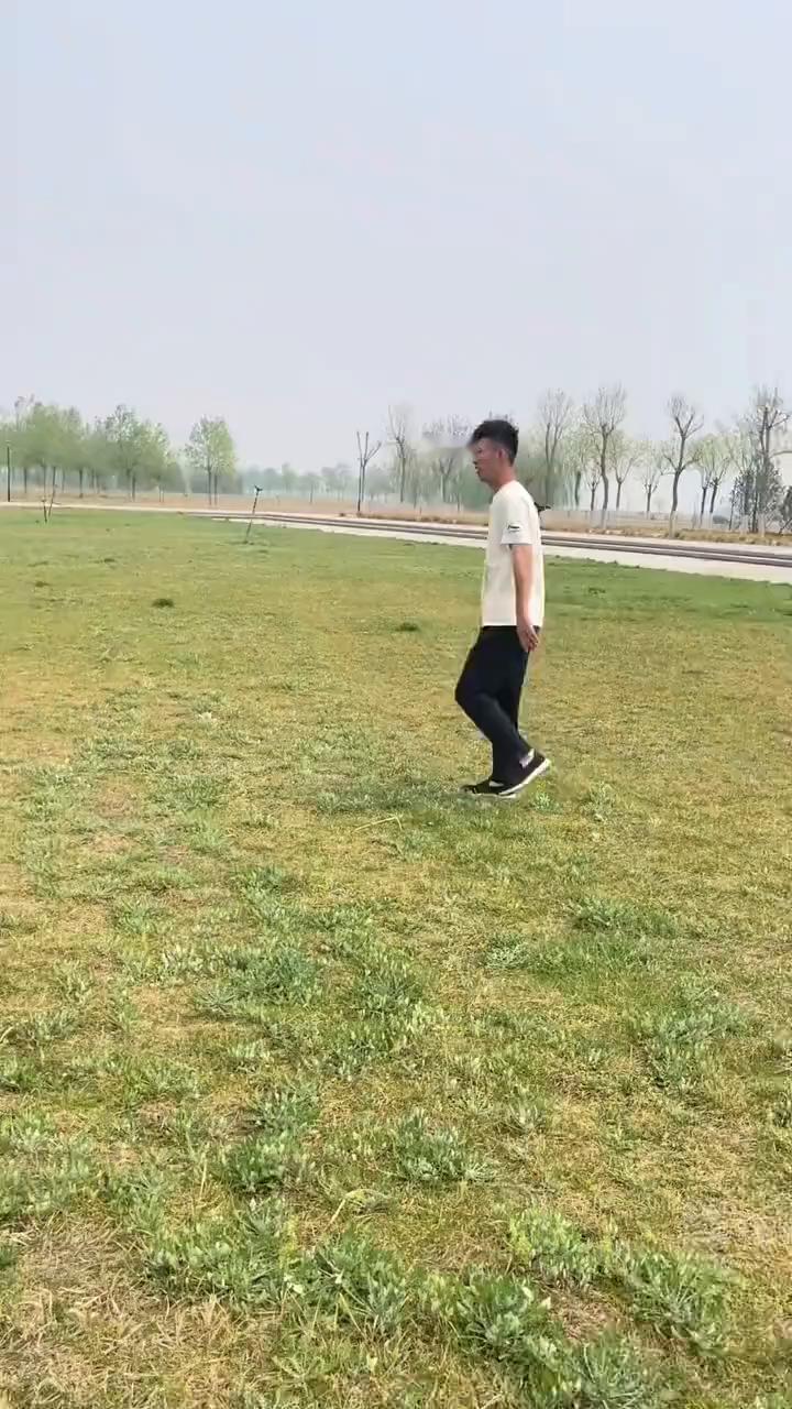 过来了。