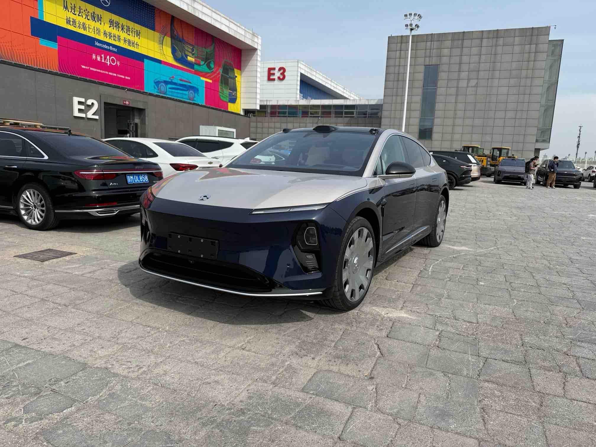 2026北京车展探馆直播进行中！新车热门车抢先看！现在看——蔚来et9北京车展前