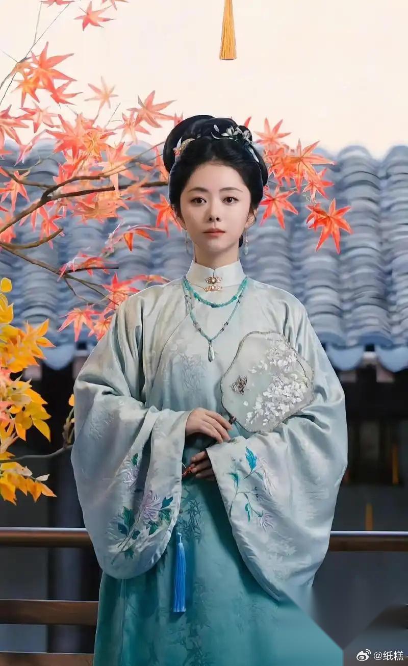 我敢打赌，谭松韵很难再演大女主戏了。 不是她演技不行， 也不是她扛不了剧。 而是