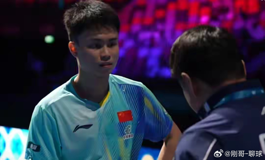 澳门世界杯开门红！周启豪3-1力克日本新星川上流星 国乒首战告捷周启豪3比1川上