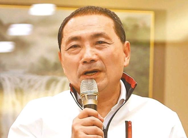 赖清德刚返台，侯友宜就表态支持，"外交不容易"听起来中肯，但讽刺的是，当政治人物