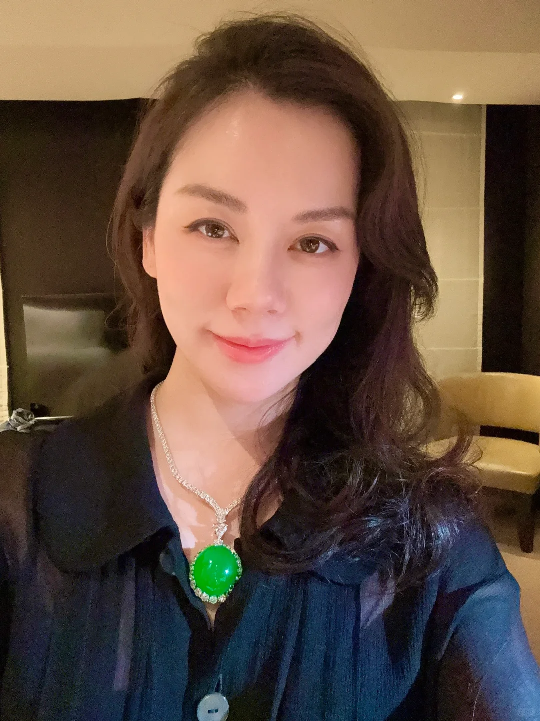 今天为什么，脸是肿的，因为早起？