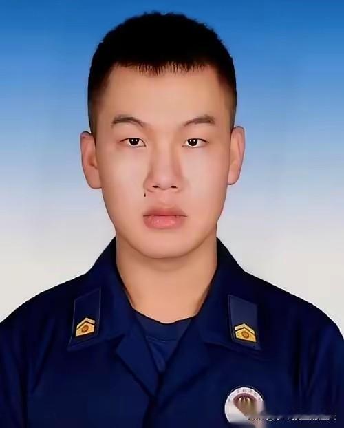 他这一辈子，好像就是来人间还债的。
还不完的债。
1岁，没了爹。3岁，没了妈。成