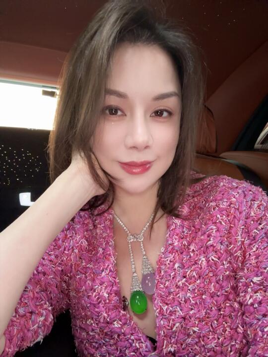 今天，戴着我的紫菱和绿萍去听陈慧娴🎵了～