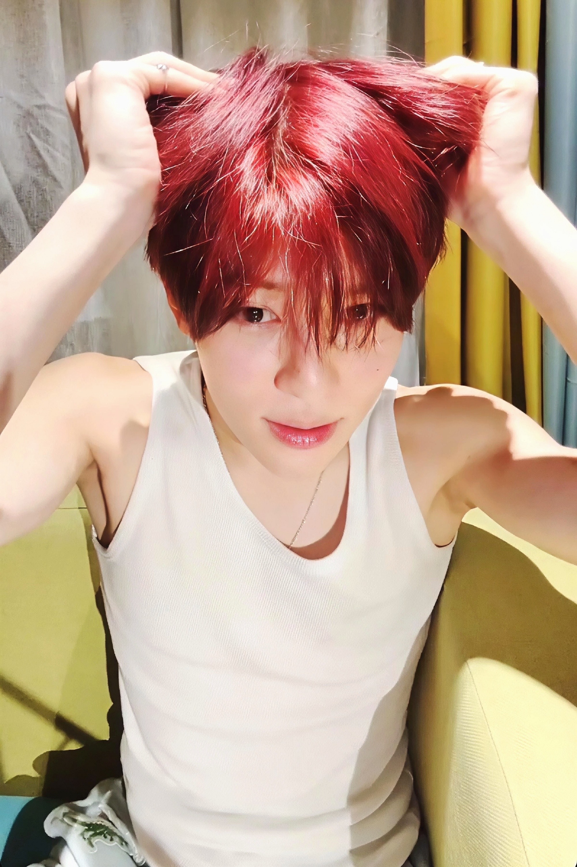 反响很好的nctwish吴是温红发 红发很适合 