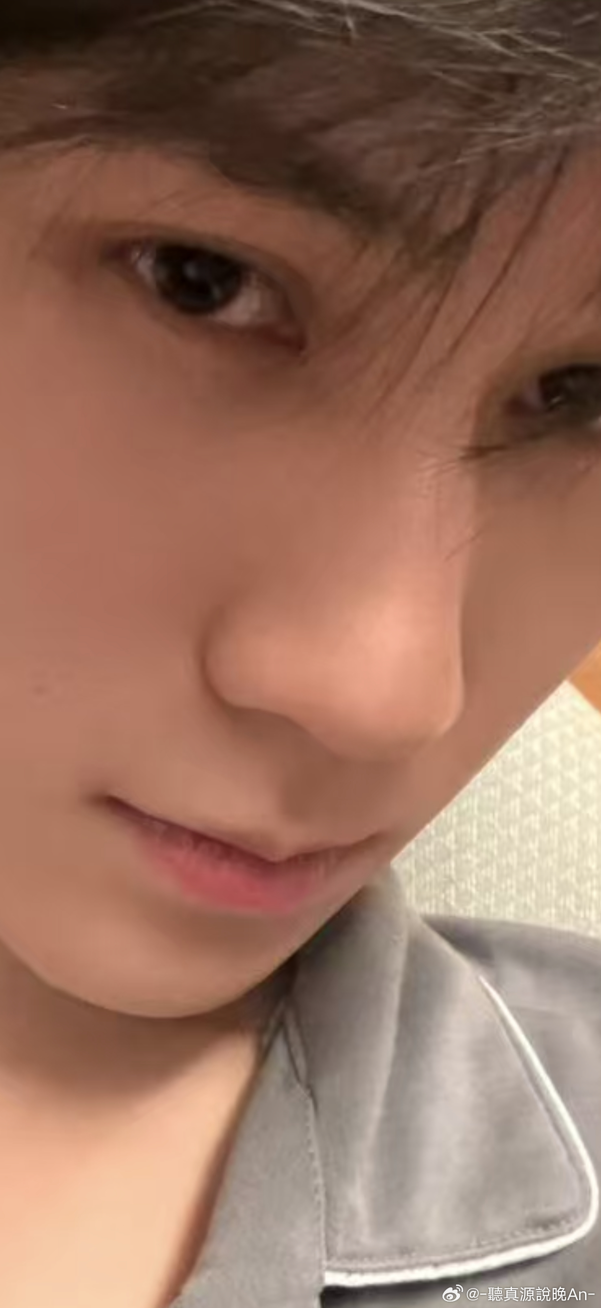 想亲一口😚😚​​​