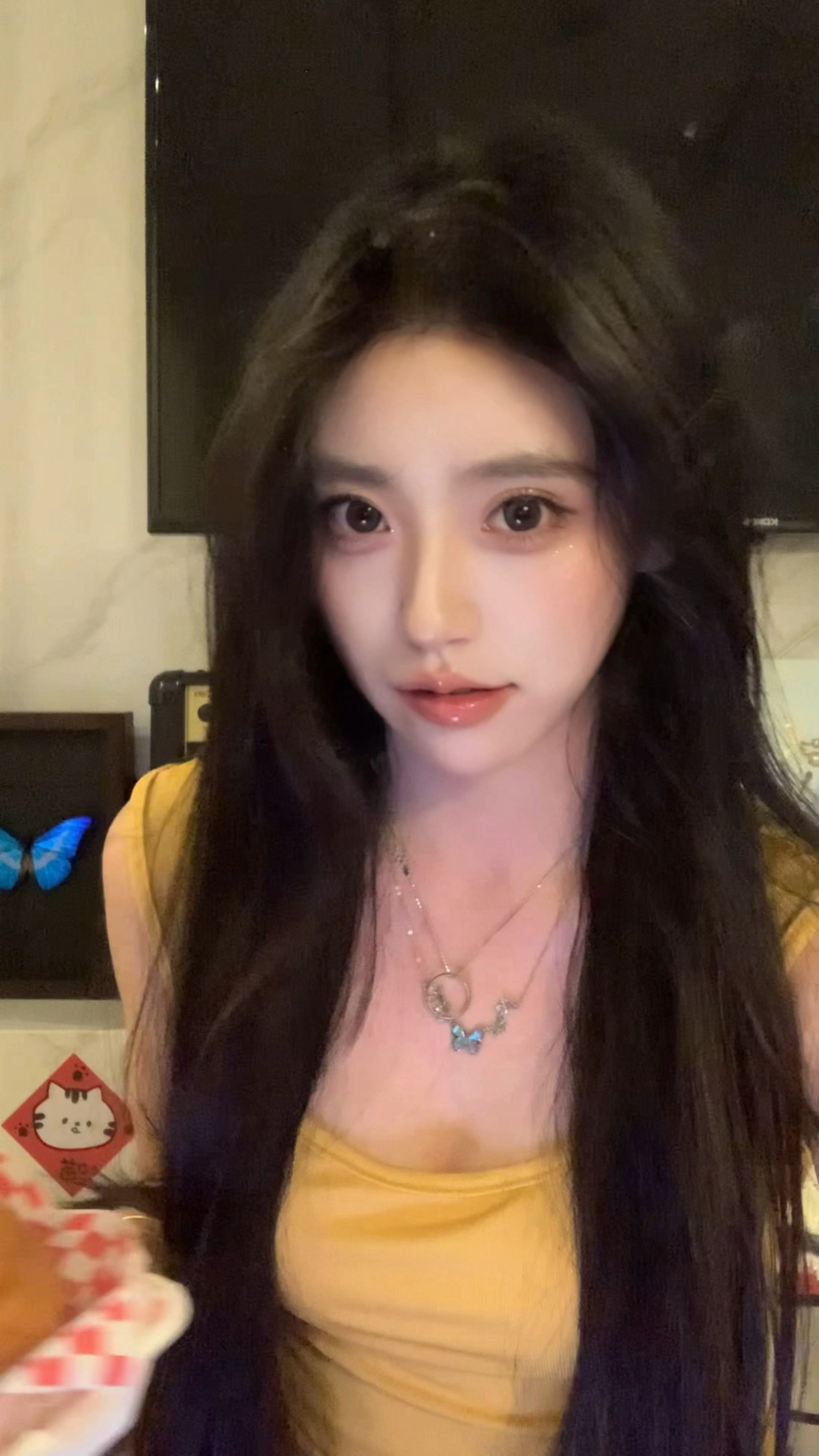 不放过任何一个许愿的机会到晚上才知道是农历生日 速成韩妆哈哈 上海