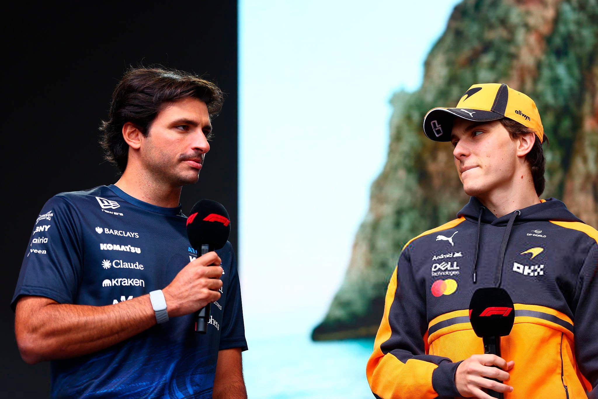 F1 皮亚斯特里：“卡洛斯·塞恩斯对其他车手总是很挑剔，但我认为他应该好好反省一