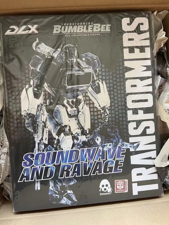 threezero..dlx变形金刚外传声波机械狗