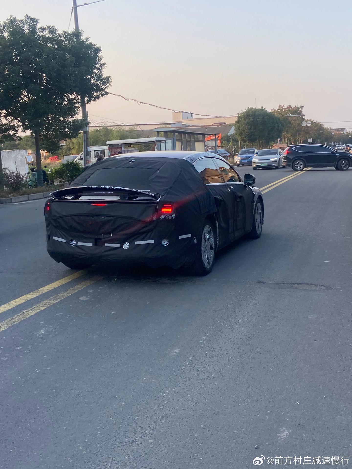 神秘新车谍照曝光，有望为 smart 品牌首款中型轿车精灵#6