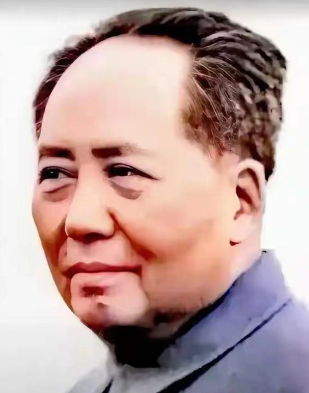 网友团结发文表示，到底是谁一直在反对抹黑毛主席？其实一眼就能看清，毛主席反对特权