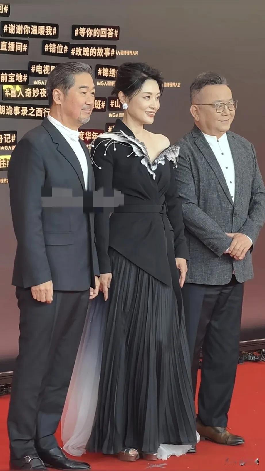 周涛#周涛露面现场#