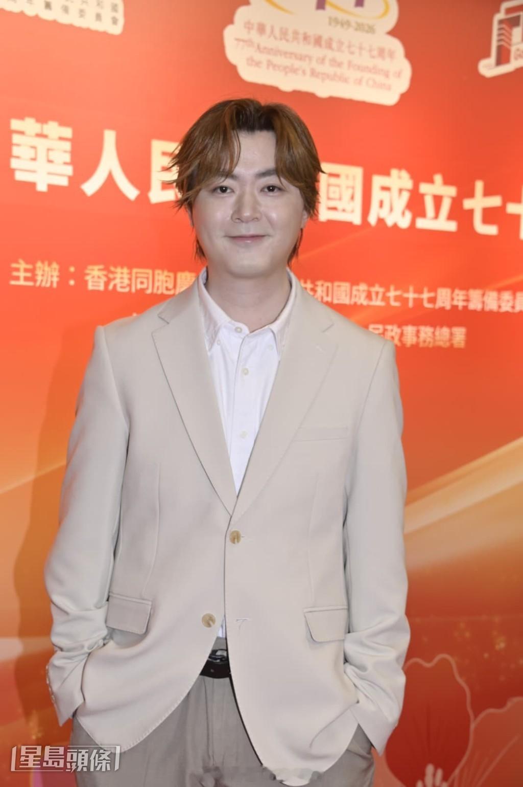 许靖韵坚称对JW秘婚不知情 洪卓立开工没收过钱 想找私家侦探寻人洪卓立、许靖韵、