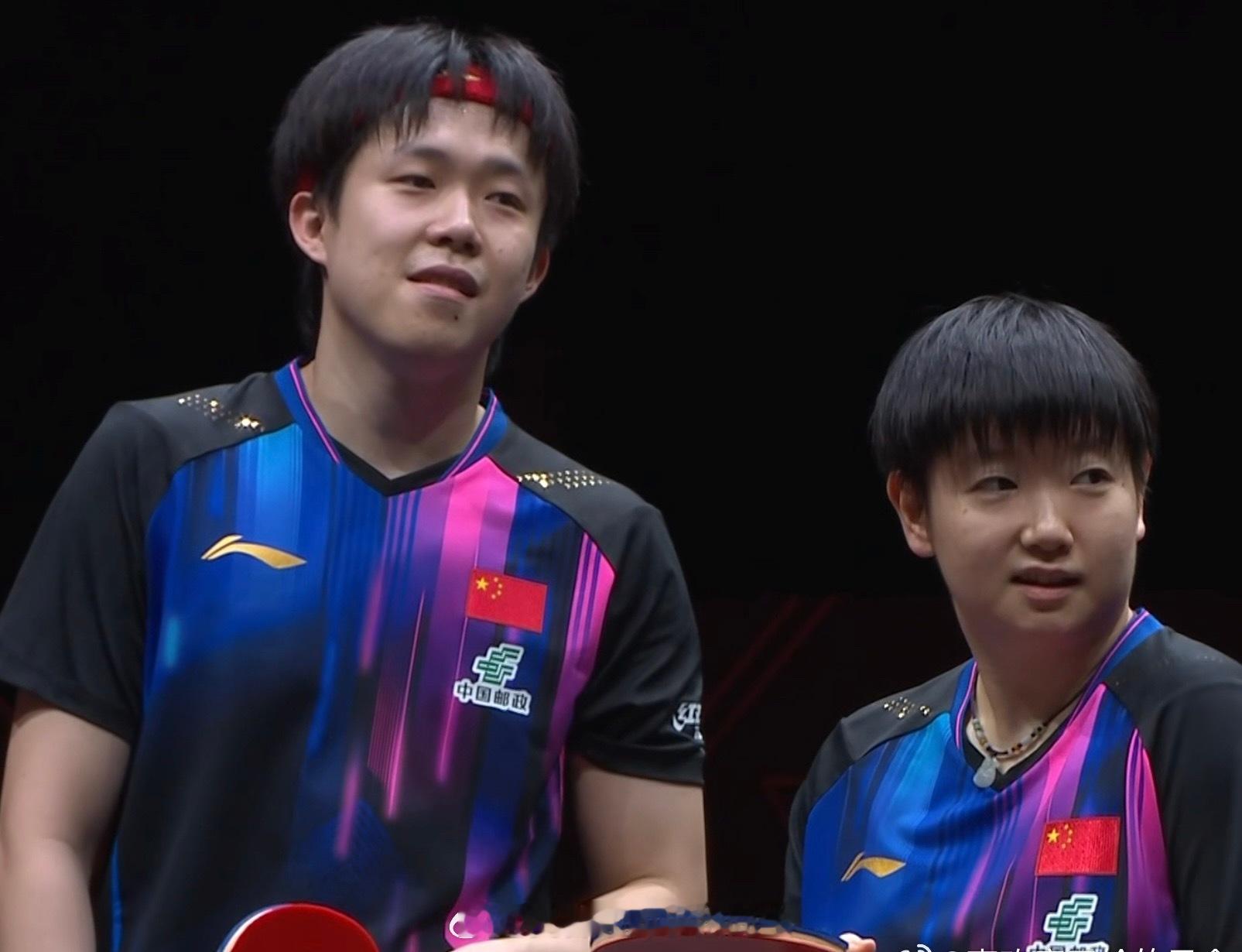 王楚钦孙颖莎3比0林诗栋蒯曼新老王牌正面硬刚，莎头组合完胜登顶！WTT香港总决赛