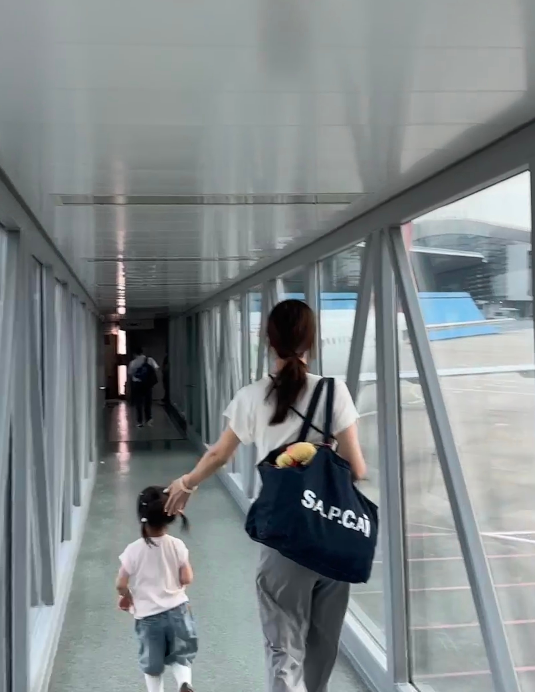 前置了很多工作终于迎来每年的6月高强度带娃之旅 期待接下来一周的生活 
