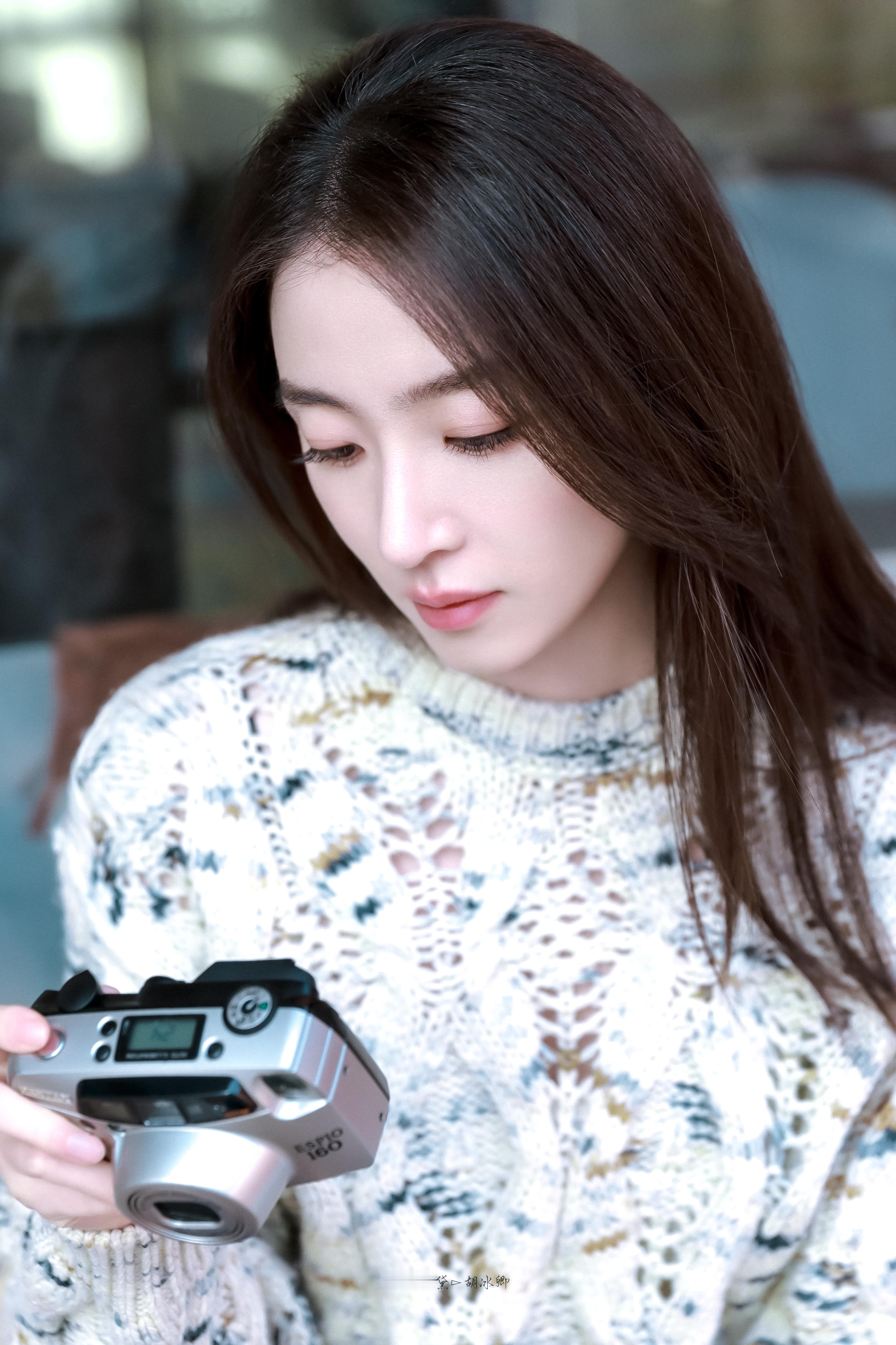 胡冰卿清冷美人。 