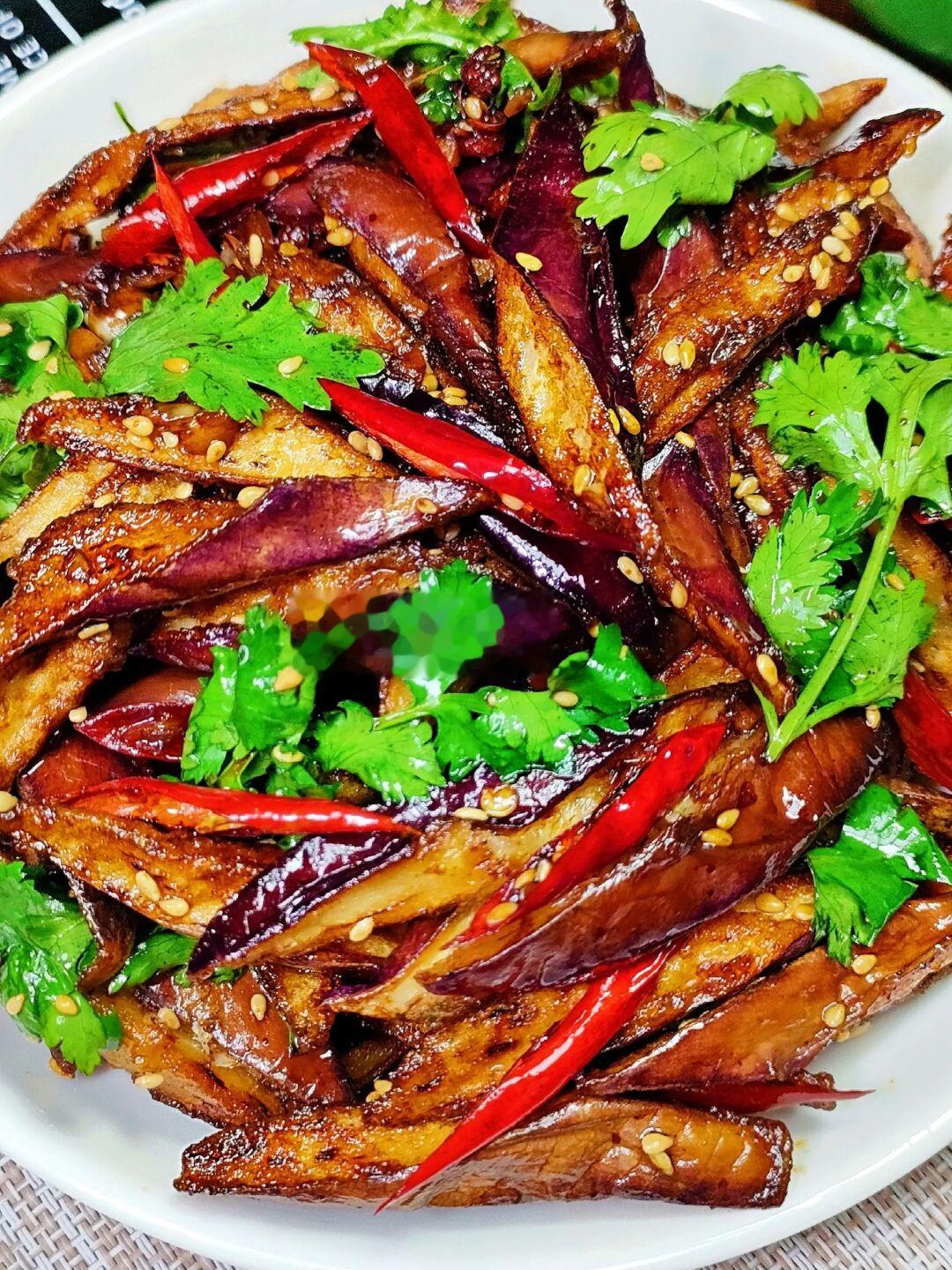 茄子这么做太费米饭了，巨巨巨好吃‼️