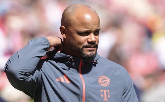 主教练将在赛前约90分钟与球队一同乘坐大巴前往球场，在此期间他仍可以进行最后一次