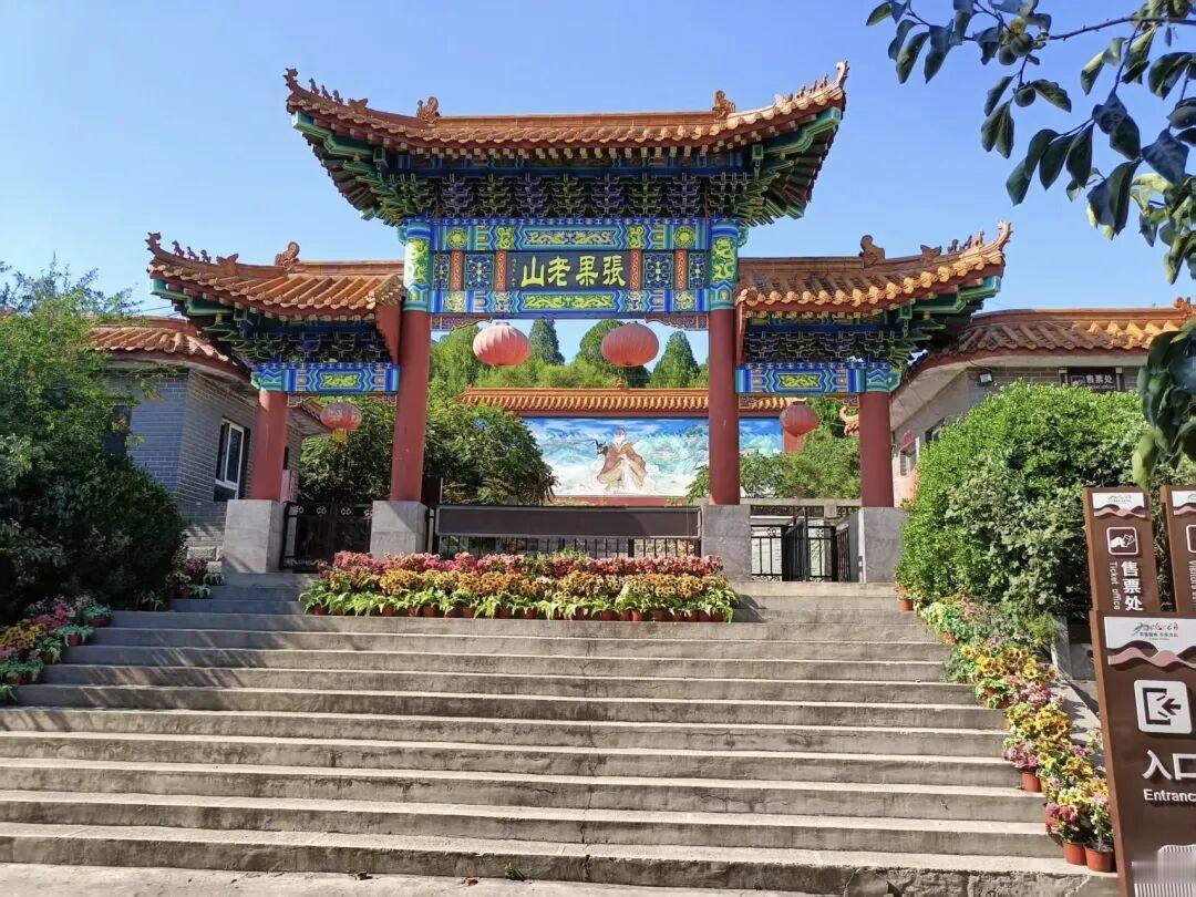 现在我就觉得如今拍视频对于企业来说有点儿搞不清楚，很多企业花大价钱只为拍一个宣传