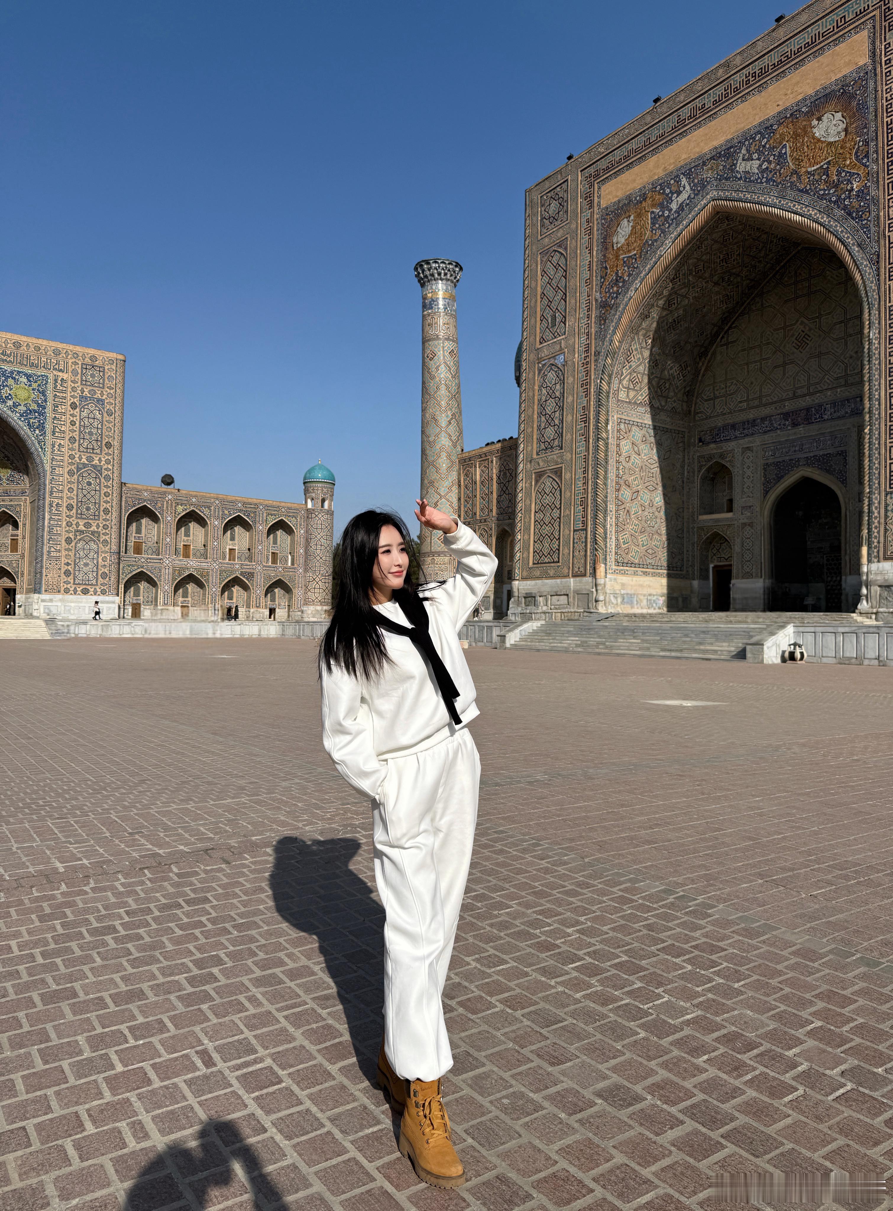 收集一千零一夜的碎片🧩 