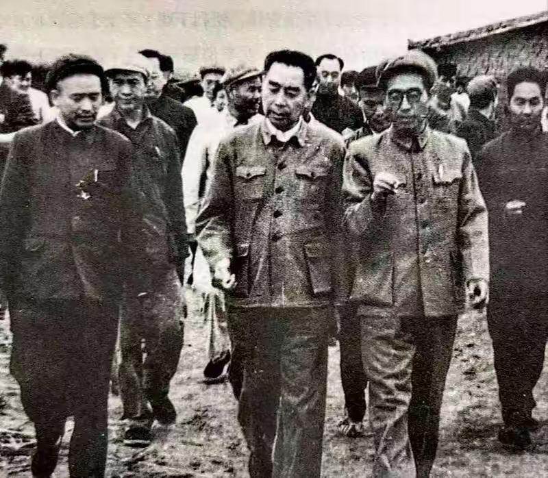 还在争论要不要砸碎铁饭碗？真正的高手已经开始给铁饭碗镀金了！最新观点引爆网络：打