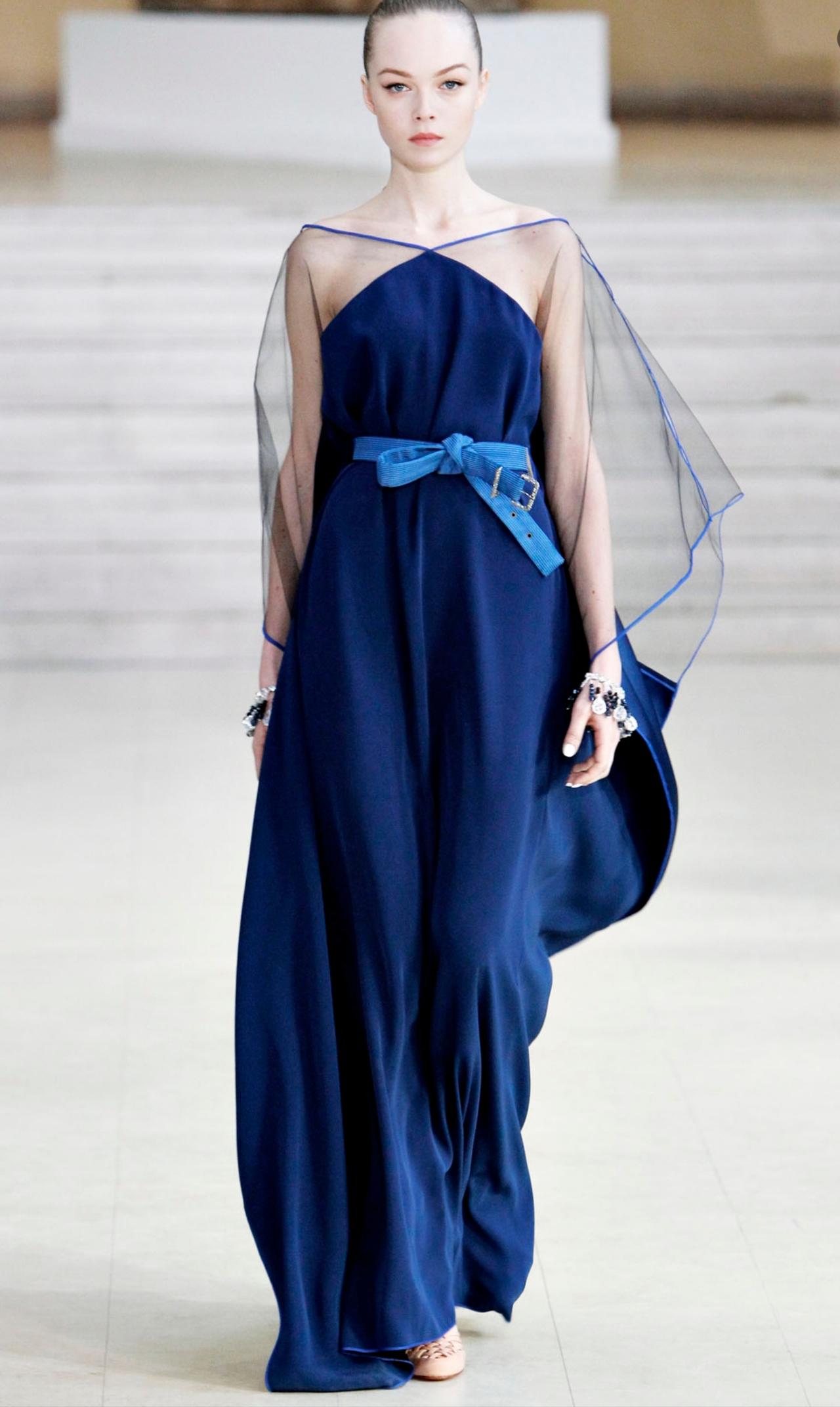 秀场回顾 | Alexis Mabille2011春夏高定系列
本季的灵感源自巴