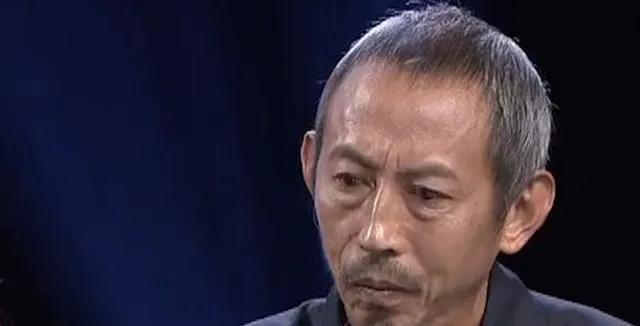 儿媳借公公300块给孩子看病，婆婆醋意大发，逼得儿媳跳楼成瘫痪
在一个看似平常的