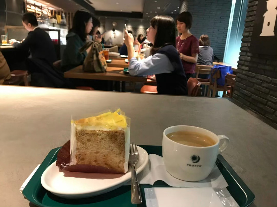 【搬运】2018年10月10日tea time☕️🍰～咖啡对我来说完全起不到失