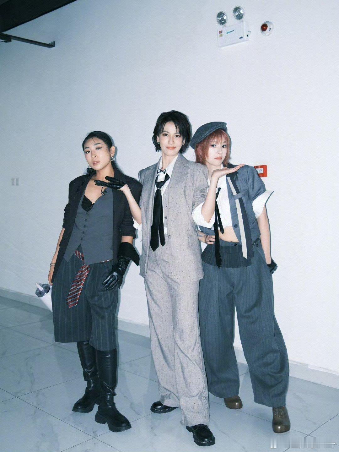 一半一半对耳朵很好 乘风2026 三位姐姐实力超绝顶！唱跳双在线，把高难度歌曲演