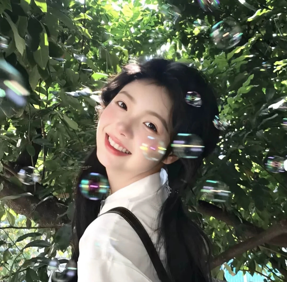 𝐖𝐞𝐂𝐡𝐚𝐭 头像｜清冷感｜温柔治愈｜小众高级女头  