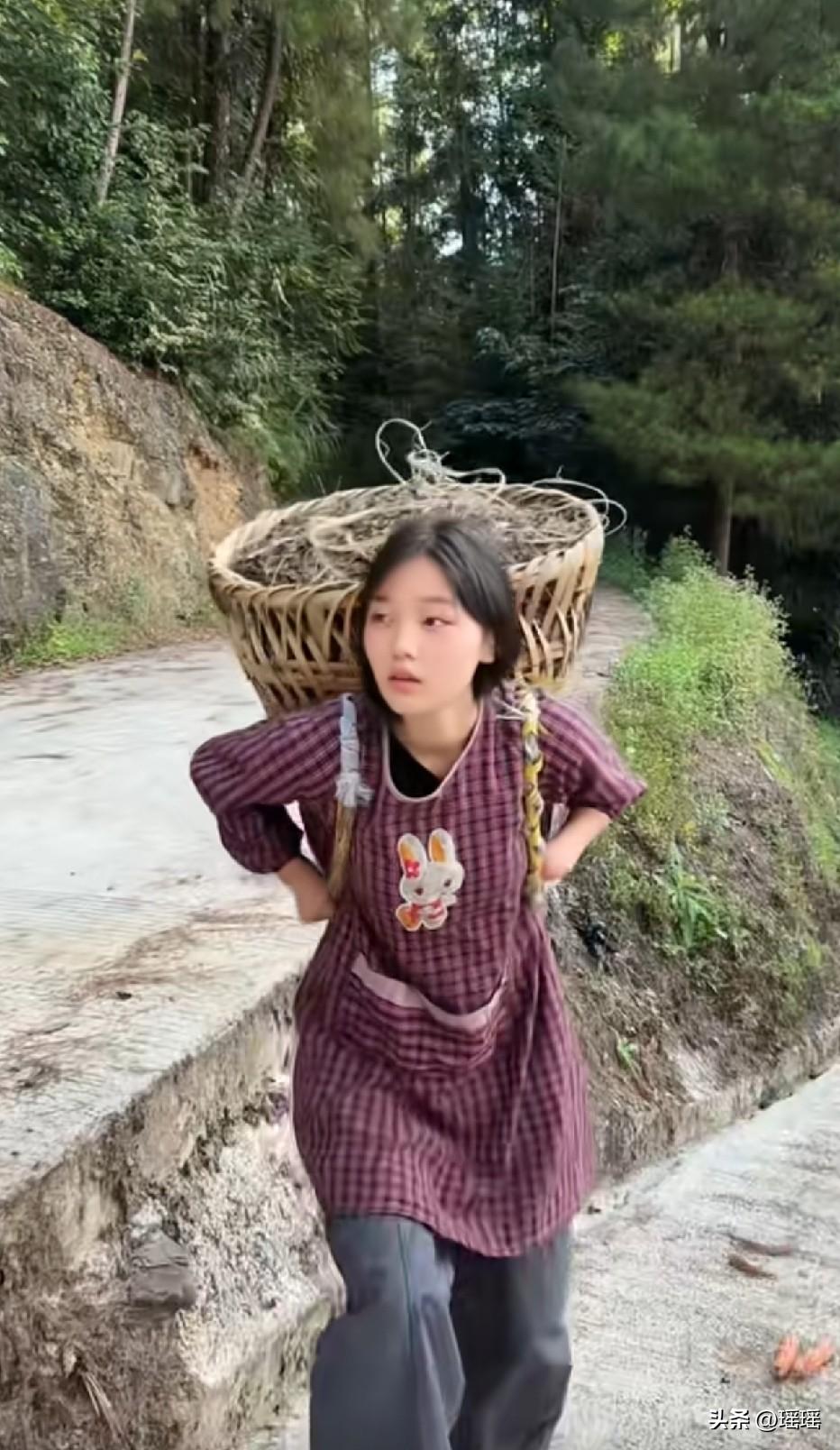 我觉得这样的女孩子非常好，就是不晓得好不好追