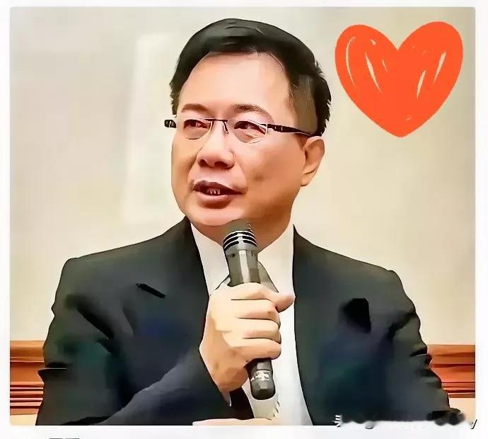 台湾评论员蔡正元博士说，台湾未来统一就要做到三化，一是去军事化，二是去台独化，三
