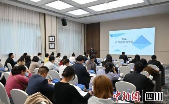 2024了，还在纠结企业出海？这波操作绝了！ 🚀
听说你也想让企业＂出海＂？但