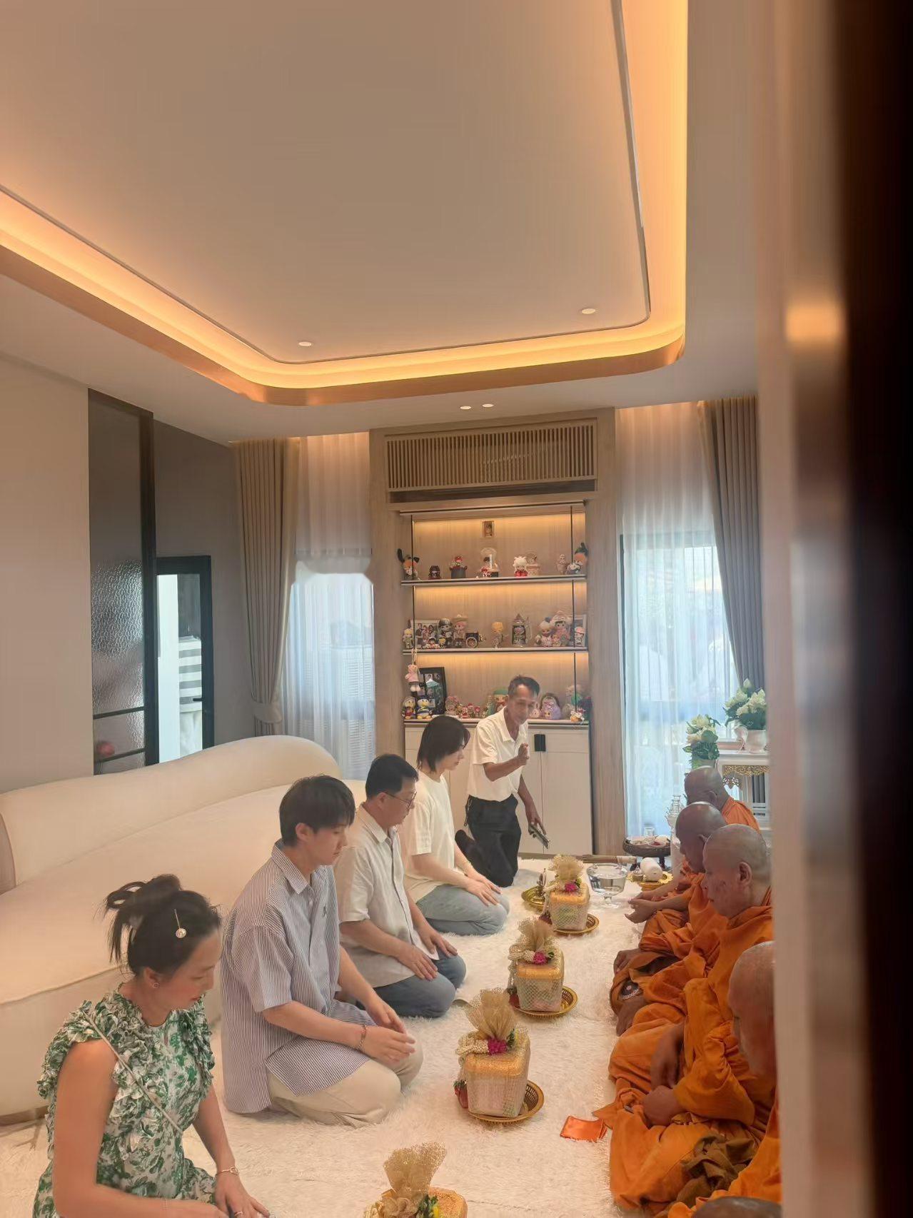 zeenewzeenunew 🦊：感到骄傲，也为小猫会感到开心！愿只有好事降临