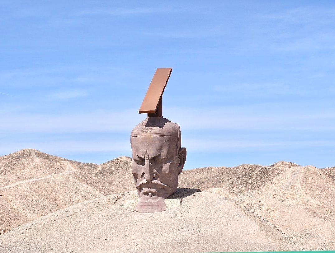 敦煌拜拜咯～下次带亮嫂和小九再来，看他们拍那个飞天照很不错，搞得我也去试试，说越