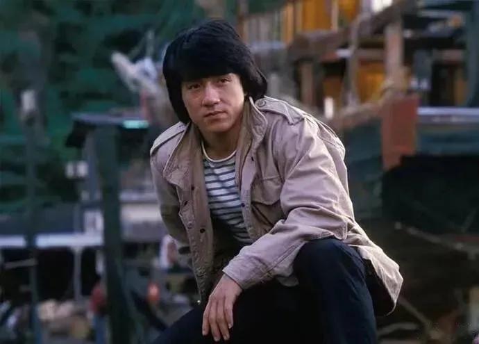 71岁成龙自曝提前安排“人生谢幕”！将在自己去世那天发布“告