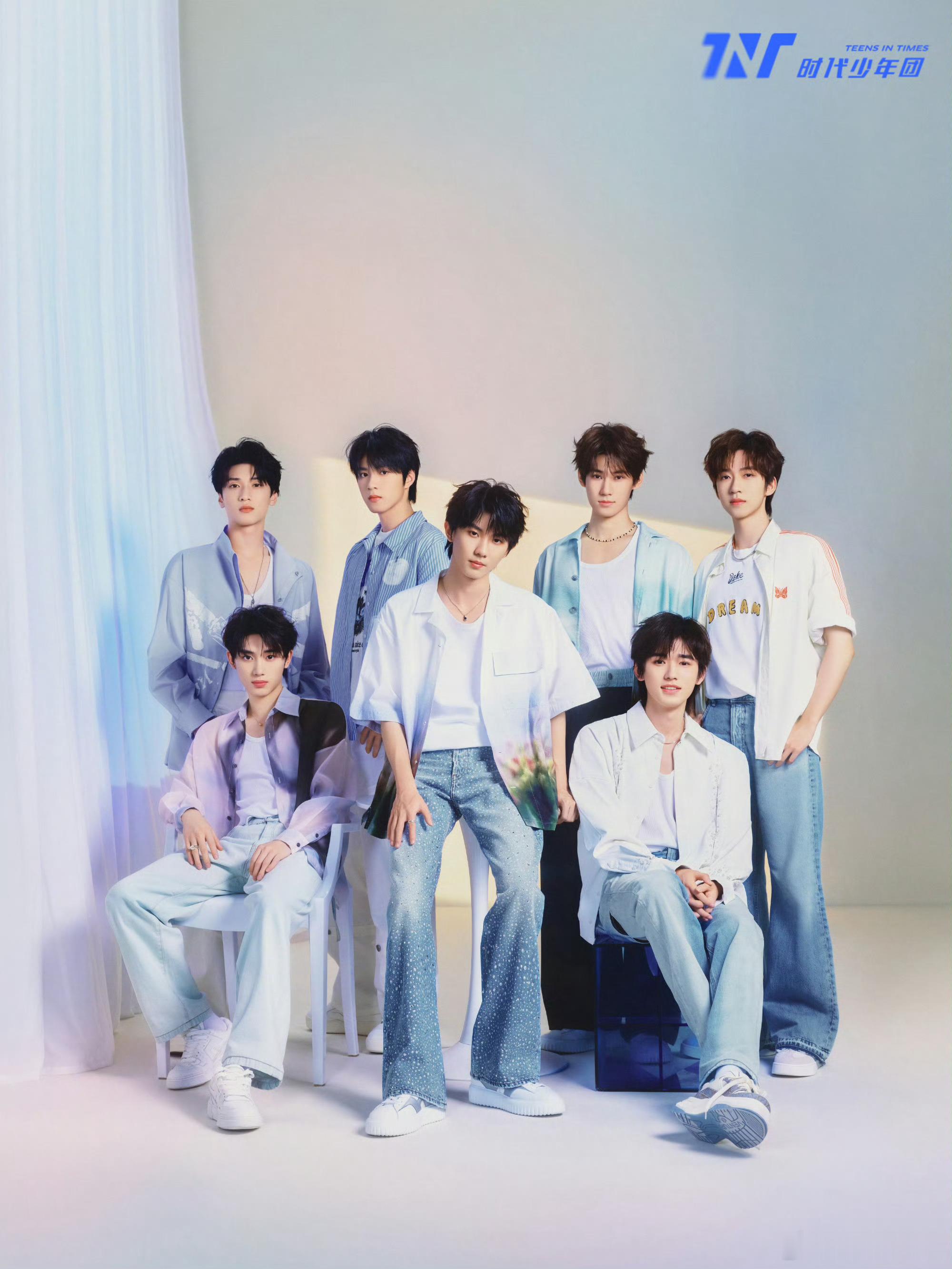 #时代少年团团歌没有合唱#时代少年团新歌粉丝都没人在乎没有合唱，都在数自己家有几