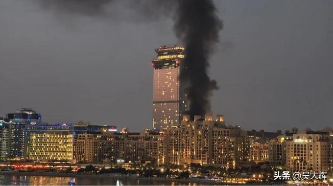 阿联酋再次遭到伊朗袭击

阿拉伯联合酋长国再次遭到伊朗袭击。阿联酋国防部在社交网