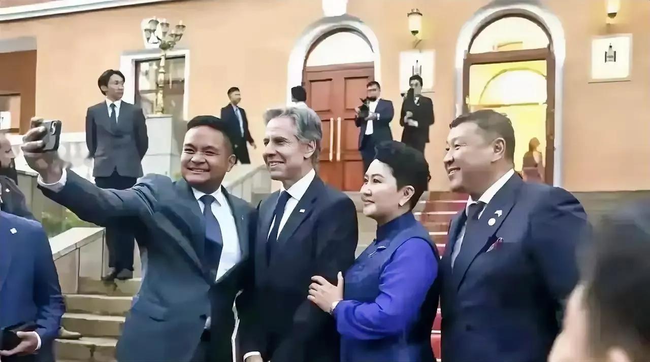 蒙古国已遵循美国国务卿布林肯的意愿，达成了十万吨稀土的开采目标。然而，作为交易对