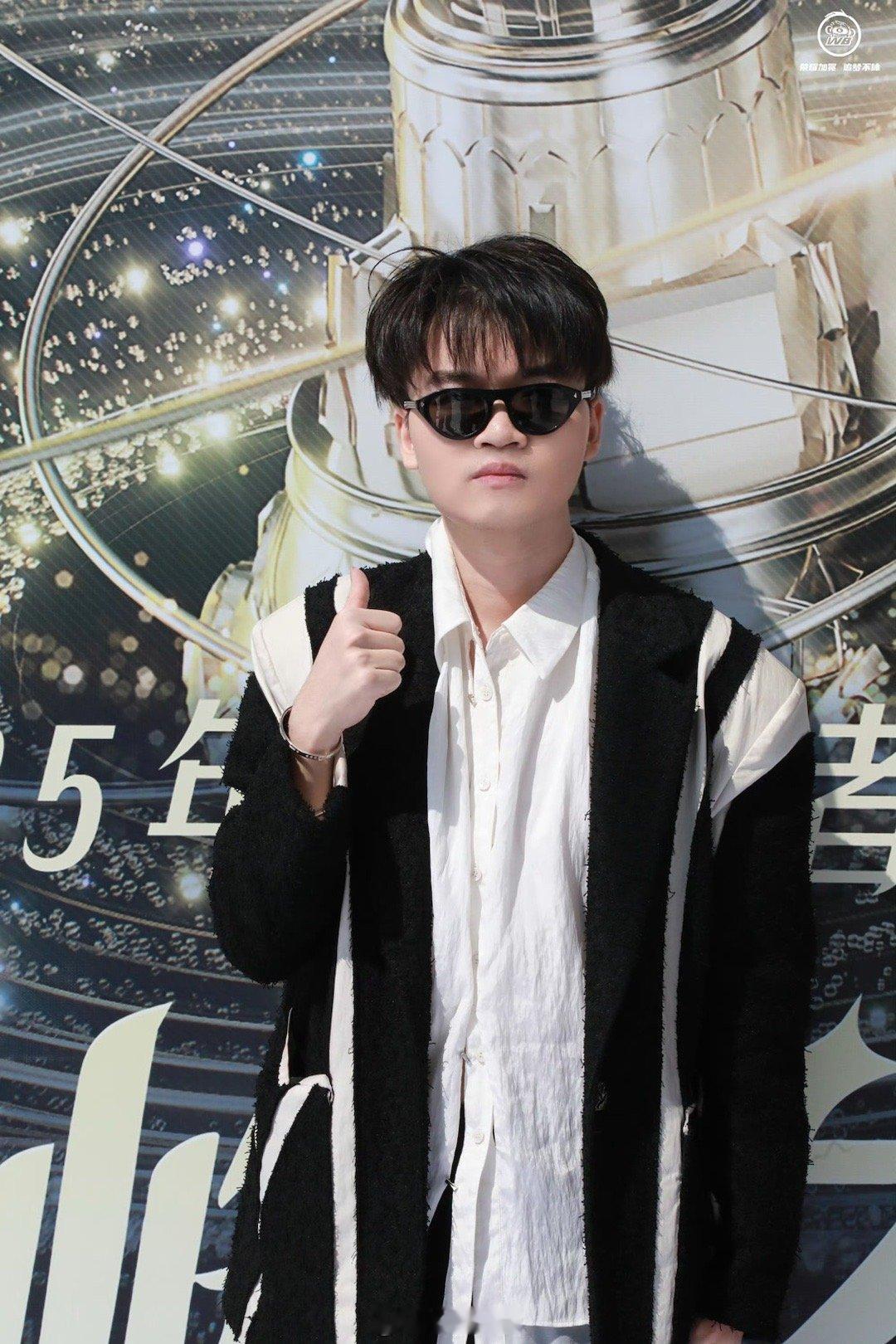 2025年度最佳新锐选手听悦首发第一年，丝毫不怯场，2026继续稳稳发挥 