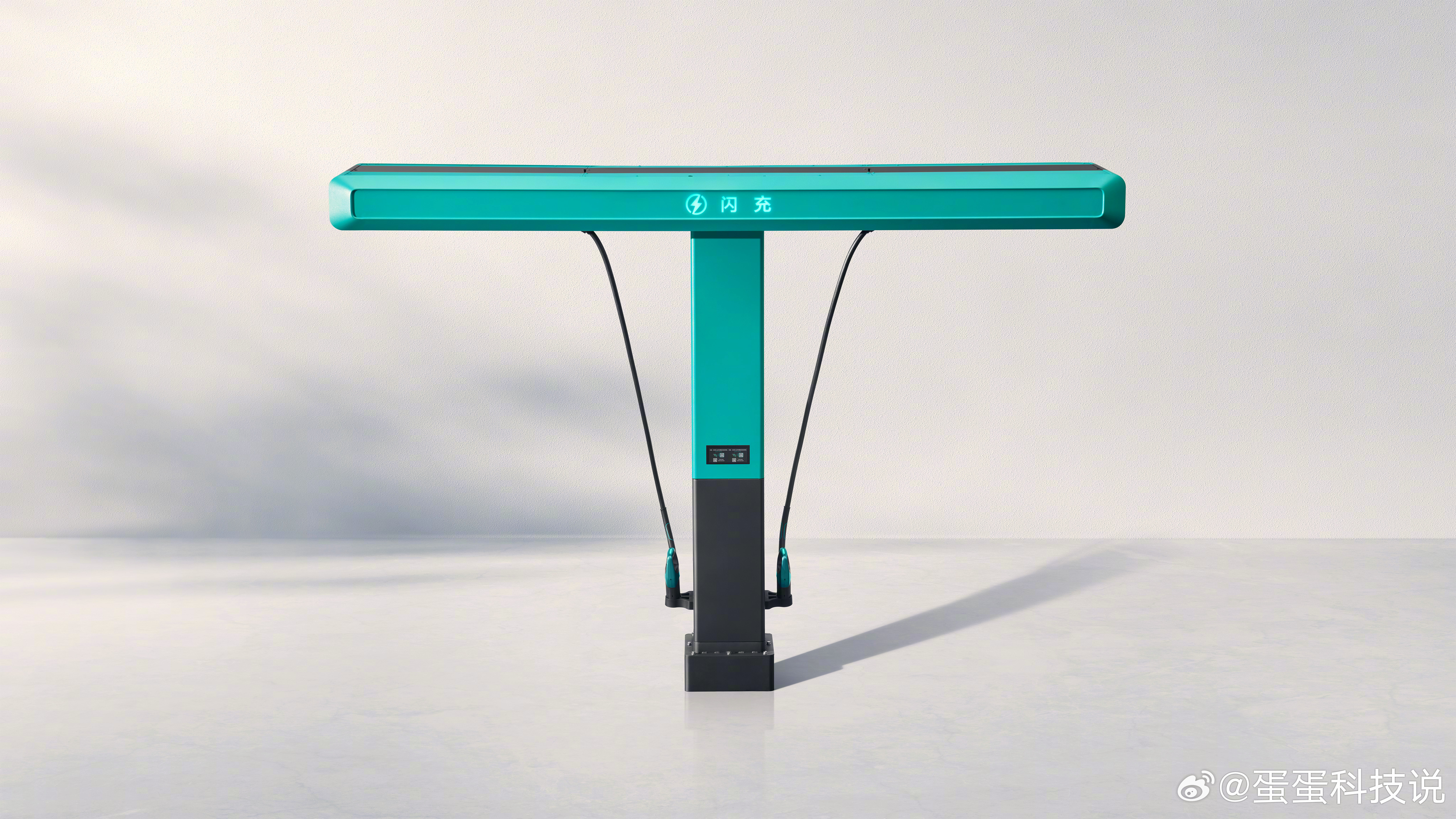 前两天的比亚迪发布第二代刀片电池及闪充技术正式发布，这两天就能陆陆续续刷到充电站