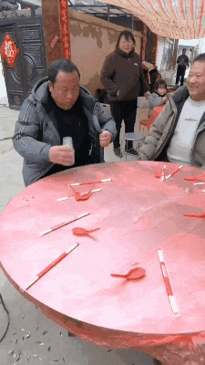 烟虽然没顺到，至少脸丢尽了