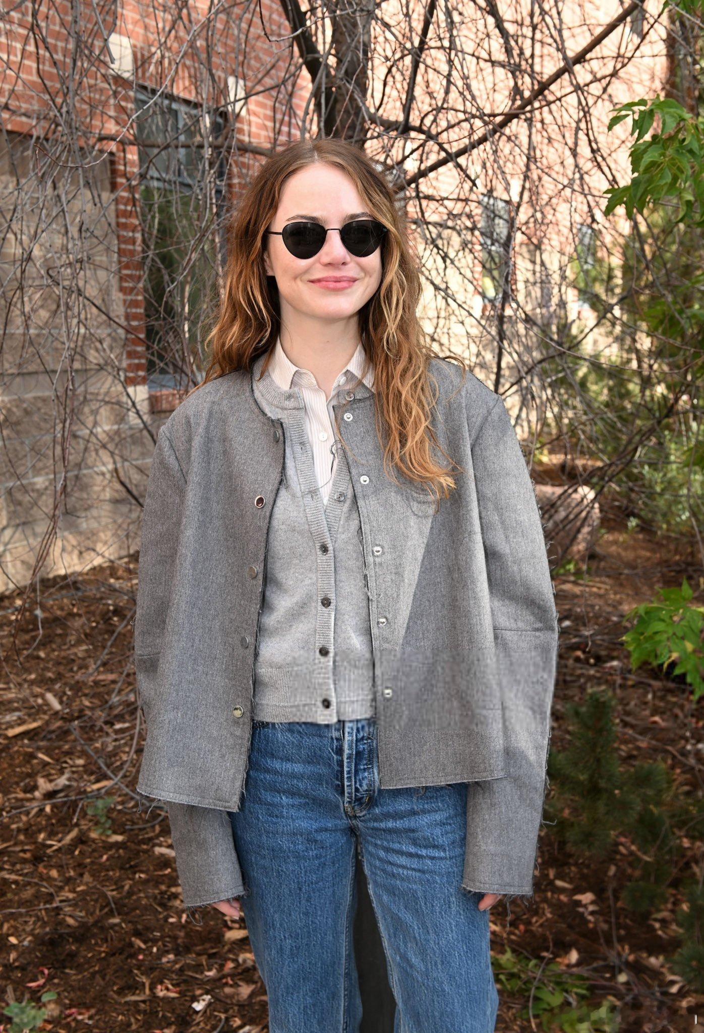 昨天Emma stone艾玛斯通在特柳赖德电影节上，带着参与制作、Jesse E