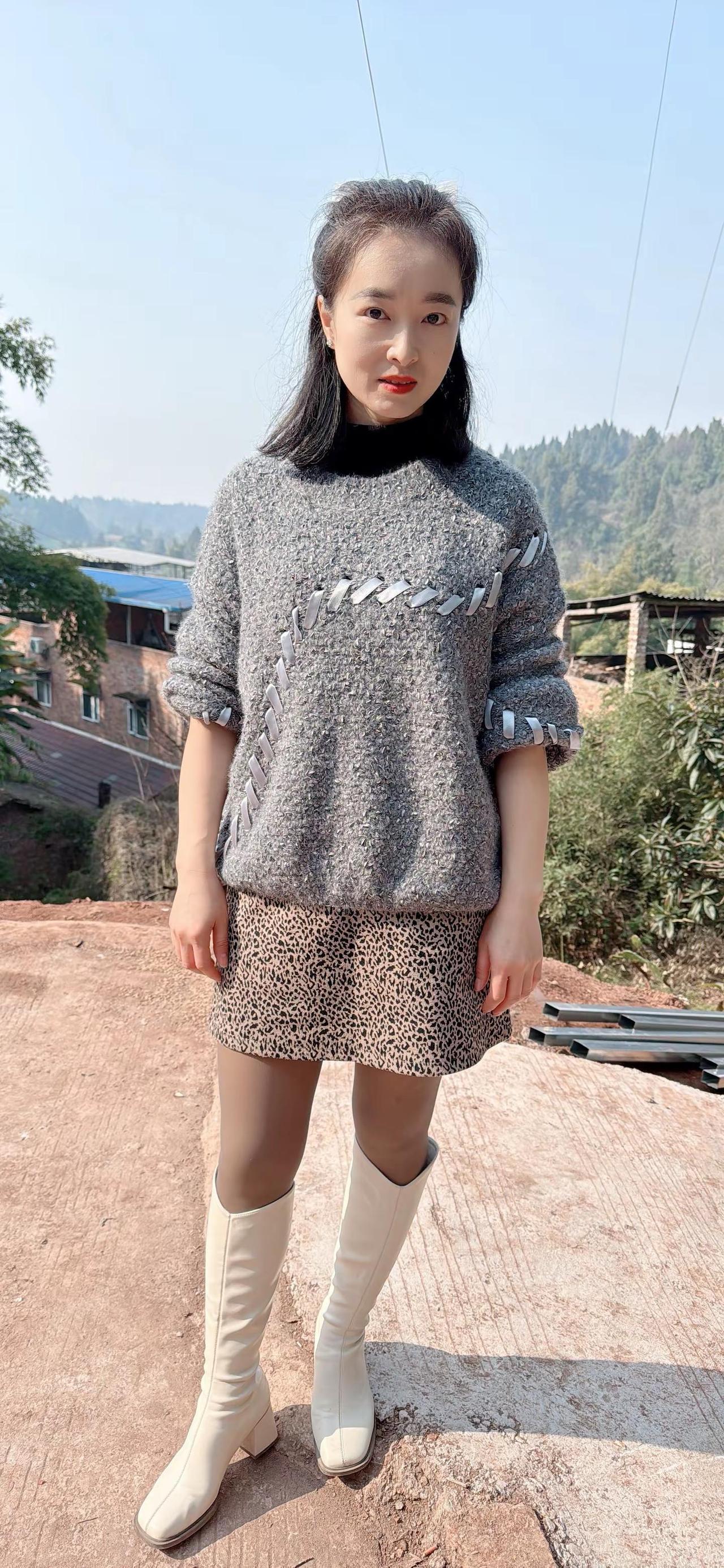 随性穿搭 农村姑娘玩